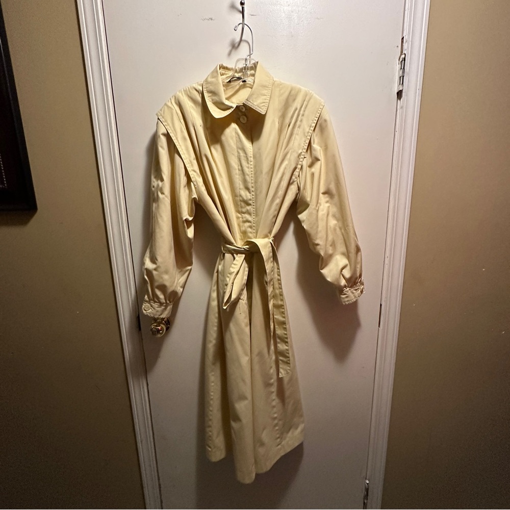 Vintage Eaton Select Pastel Yellow Belted Trench Coat | Late 70s/Early 80s